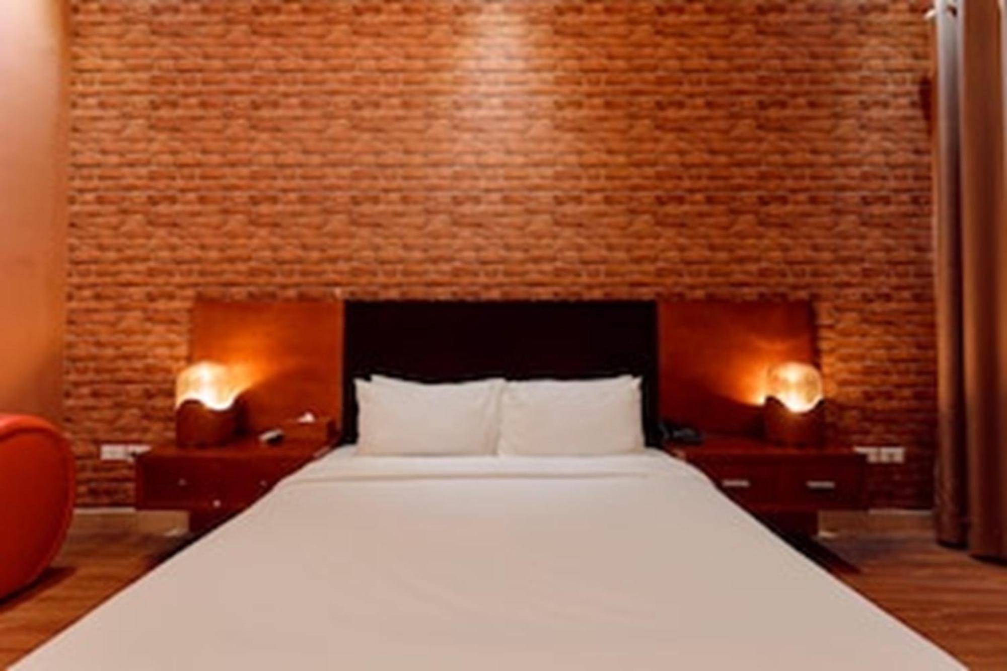 Super Oyo Capital O 1173 Le Grand Hanoi Hotel - The Ruby Exterior photo