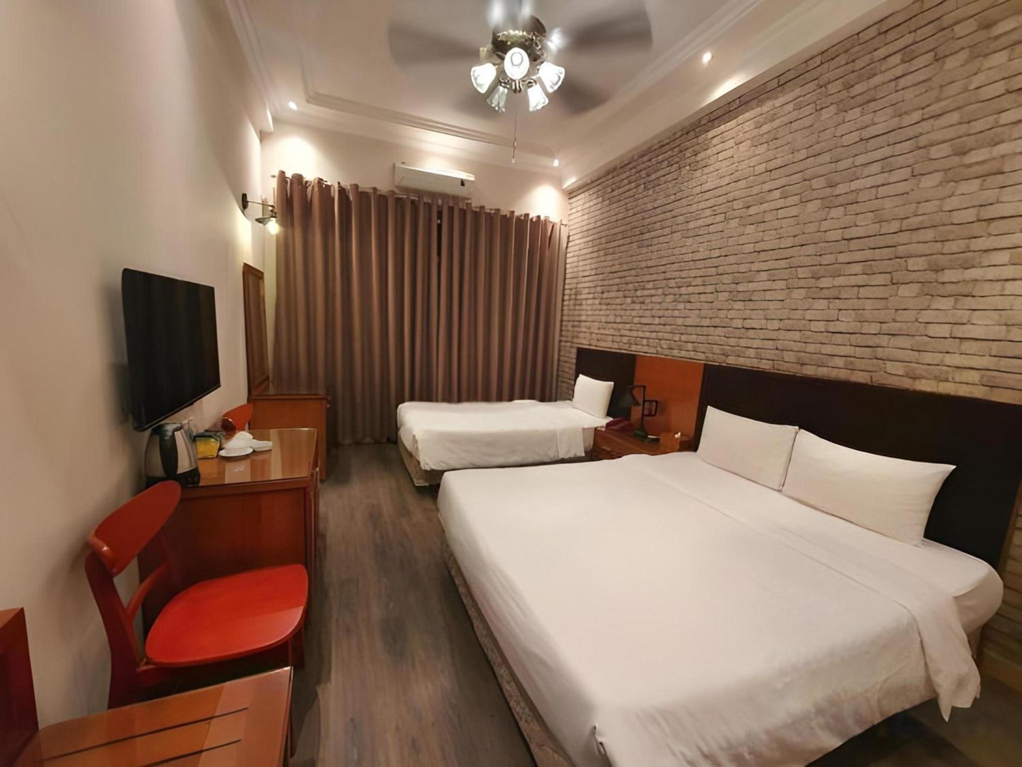 Super Oyo Capital O 1173 Le Grand Hanoi Hotel - The Ruby Exterior photo